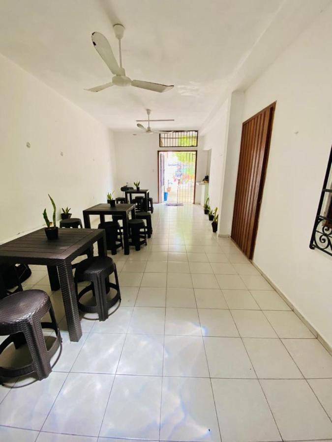 Hotel Casa Colonial Gonzalez à Mérida Extérieur photo