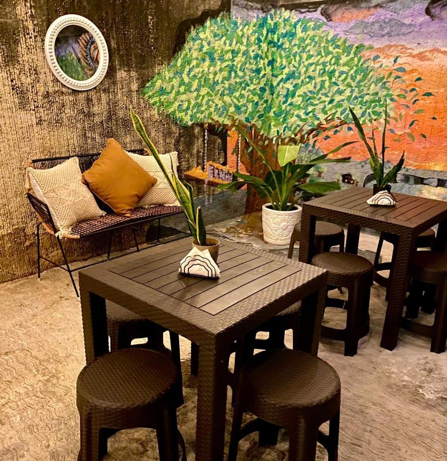 Hotel Casa Colonial Gonzalez à Mérida Extérieur photo